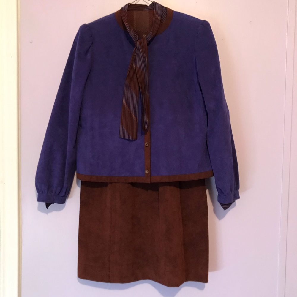 Joan Leslie by Kasper Ultrasuede Blazer Suit